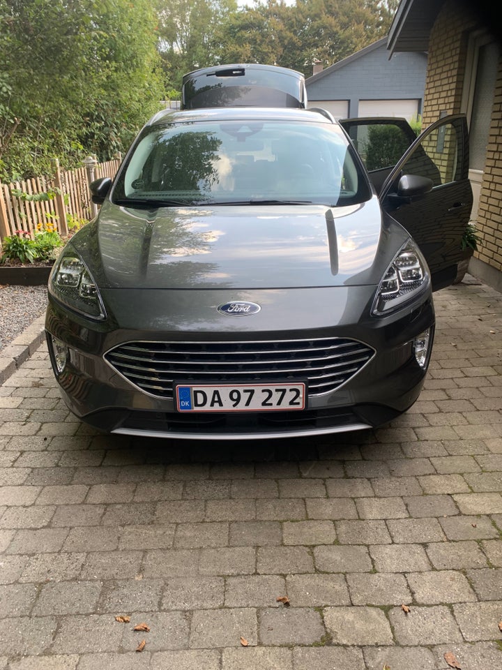 Ford Kuga 2,5 PHEV Titanium X CVT 5d