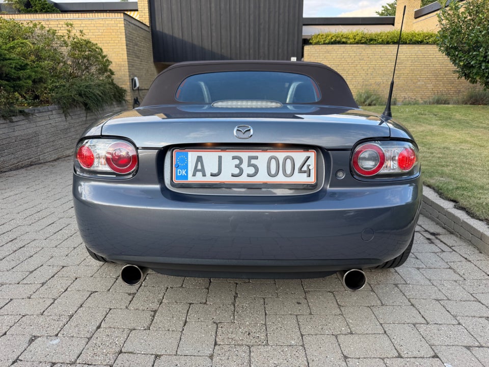 Mazda MX-5 2,0 Roadster 2d