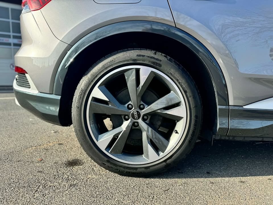 Audi Q4 e-tron 45 Progress 5d