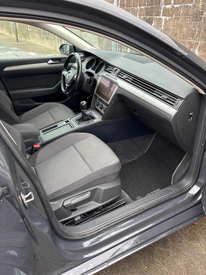 VW Passat 2,0 TDi 150 Comfortline Variant 5d