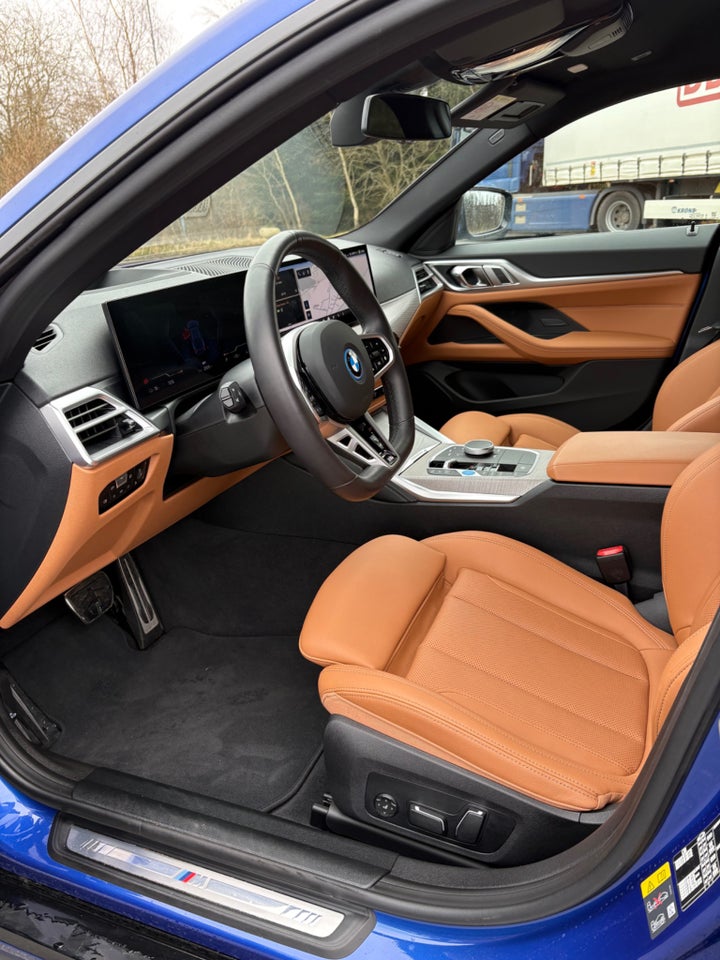BMW i4 eDrive40 Fully Charged M-Sport 5d
