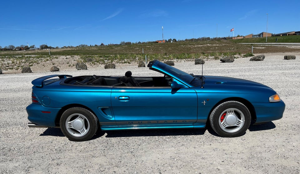 Ford Mustang 3,8 V6 Cabriolet aut. 2d