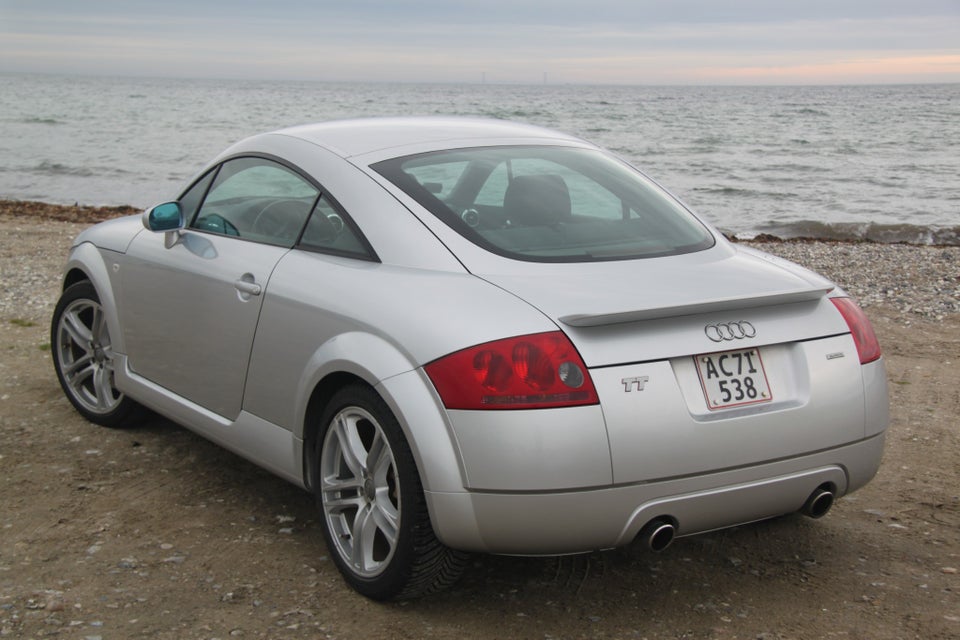 Audi TT 1,8 T 225 Coupé quattro 2d
