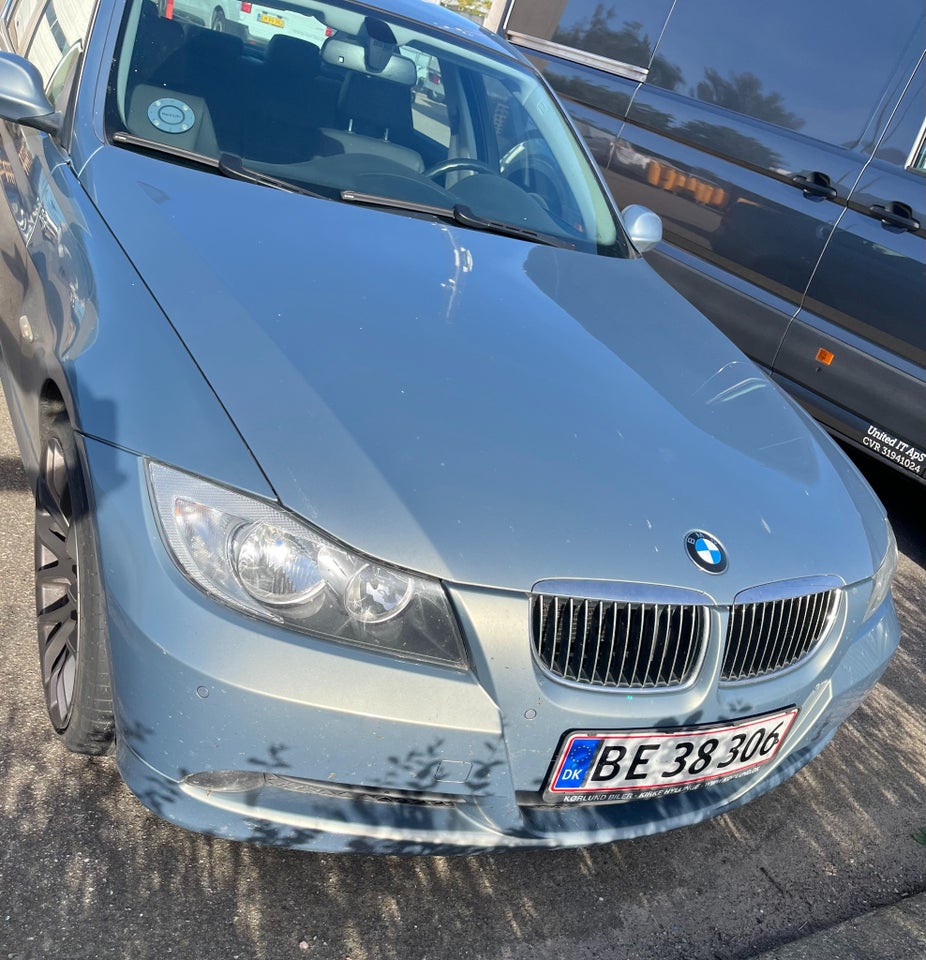 BMW 325i 2,5 Steptr. 4d