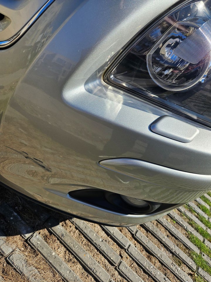 Toyota Avensis 1,8 VVT-i Sol aut. 4d