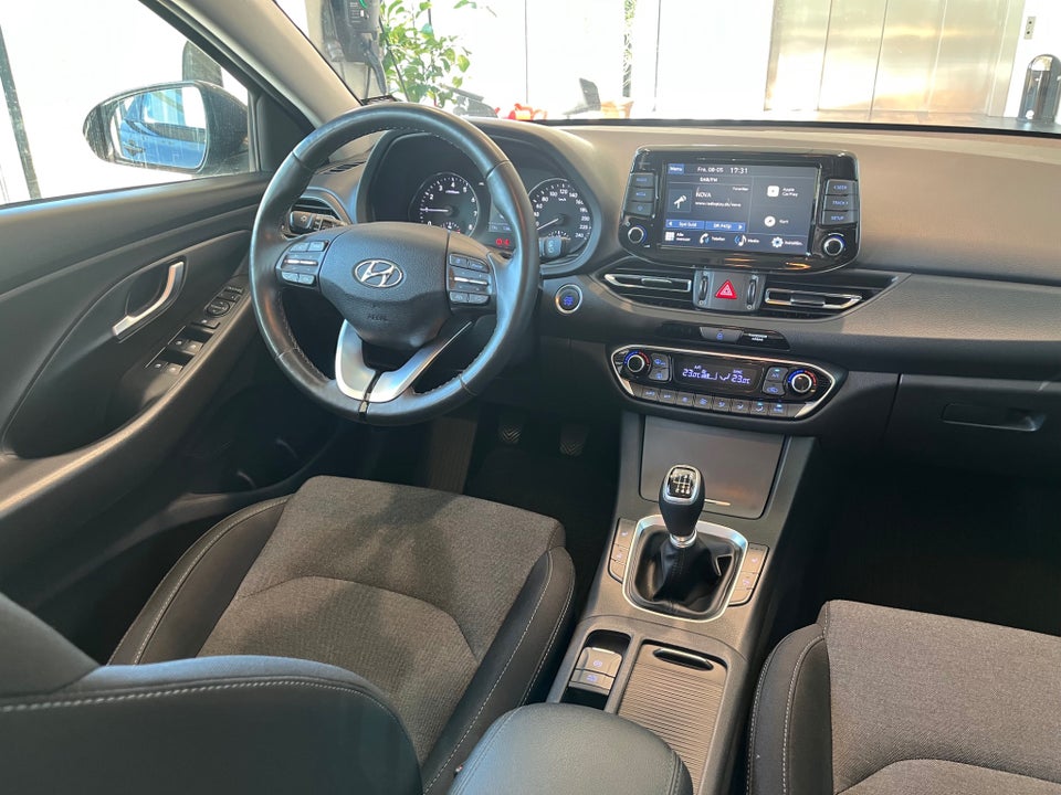 Hyundai i30 1,0 T-GDi Essential stc. 5d