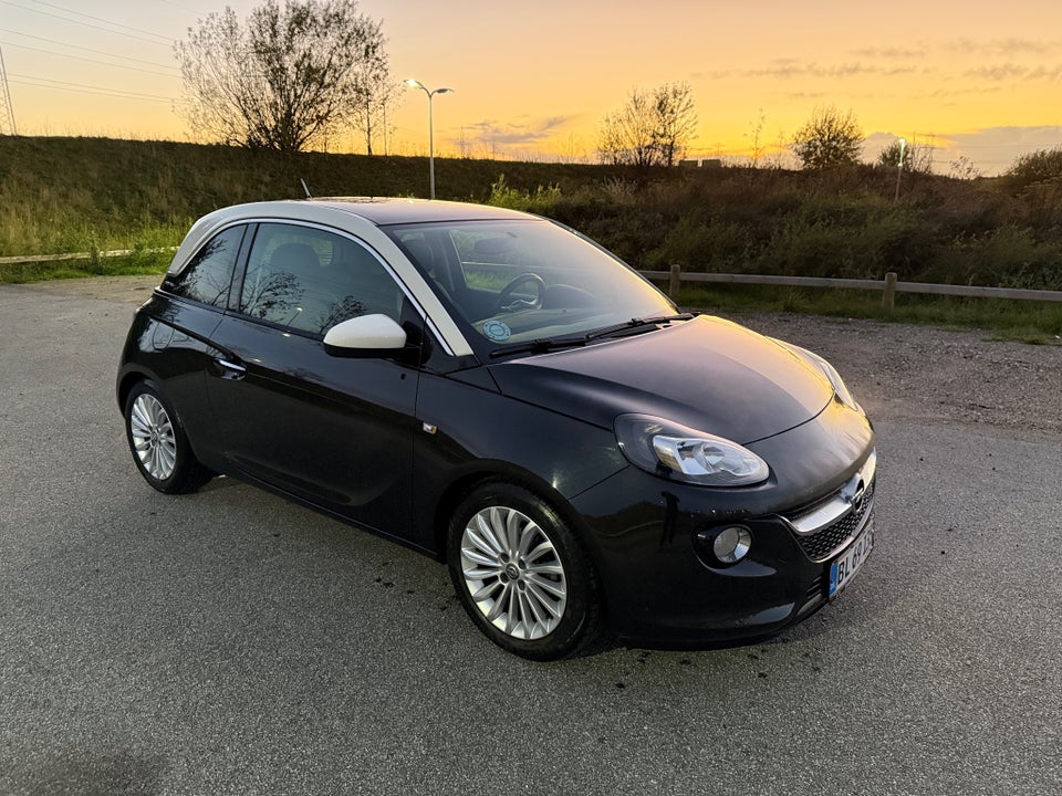 Opel Adam 1,0 T 90 Glam 3d