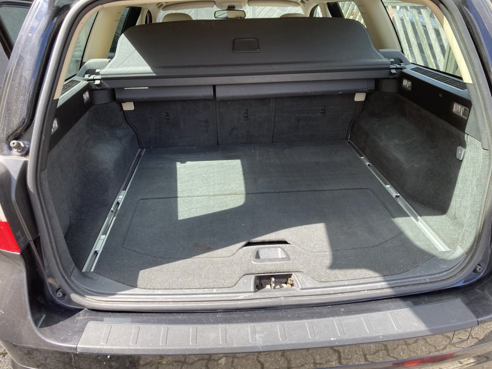 Volvo V70 2,5 T aut. 5d