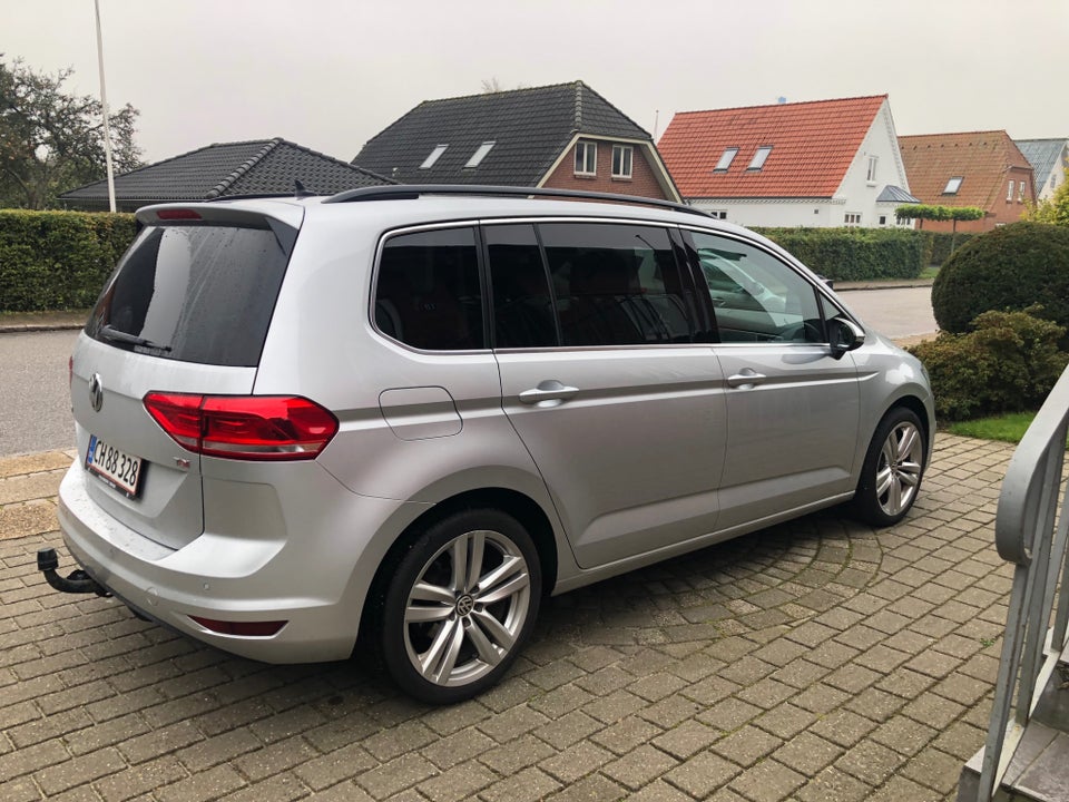 VW Touran 1,6 TDi 115 Comfortline 7prs 5d