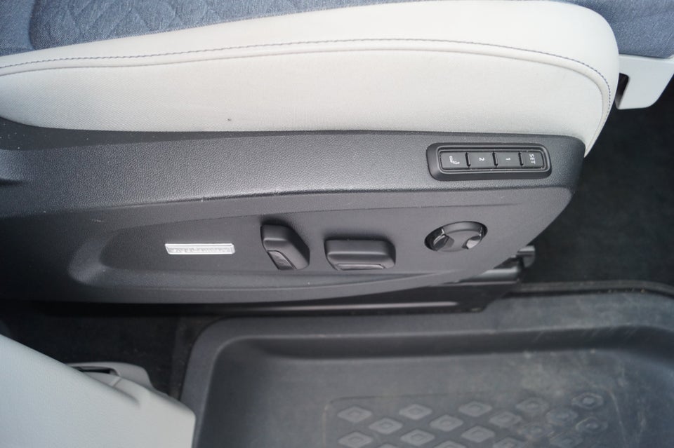 VW ID.Buzz 77 Style SWB 5d