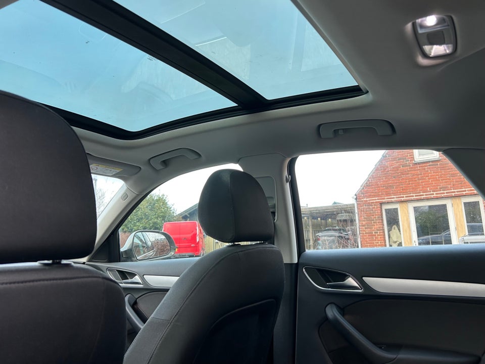 Audi Q3 1,4 TFSi 150 S-tr. 5d