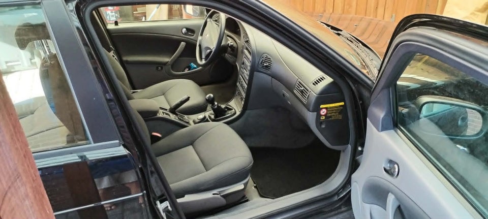 Saab 9-5 2,0 T Linear Estate Hirsch 5d
