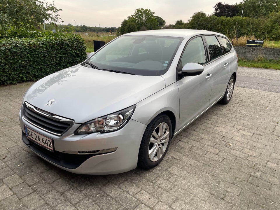 Peugeot 308 1,6 BlueHDi 120 Style SW 5d