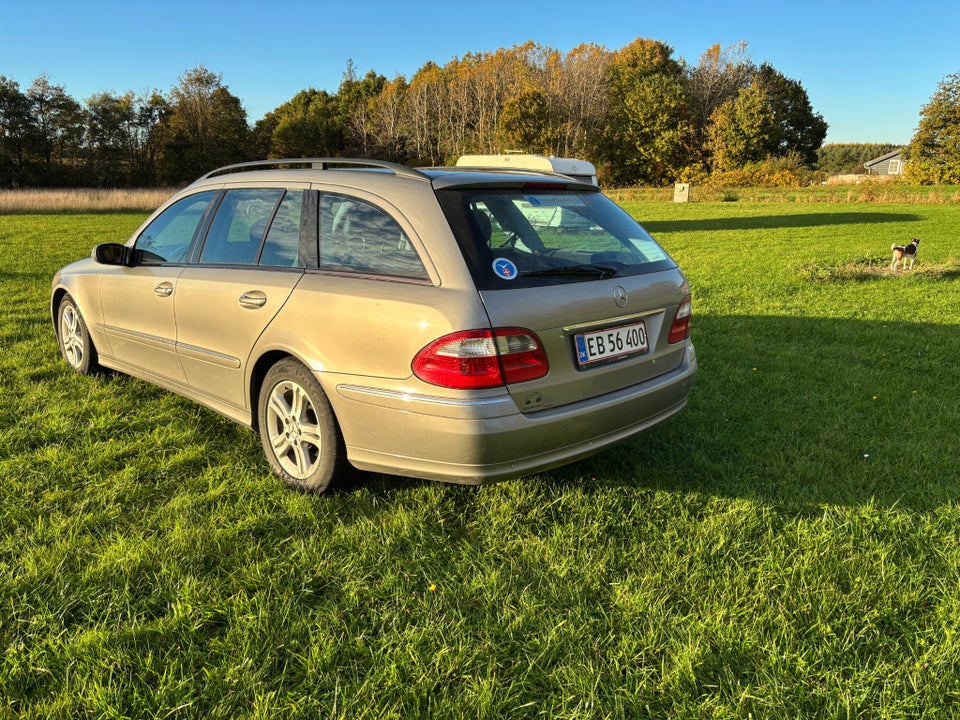 Mercedes E220 2,2 CDi Avantgarde stc. aut. 5d