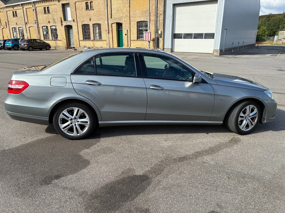 Mercedes E200 1,8 CGi aut. BE 4d