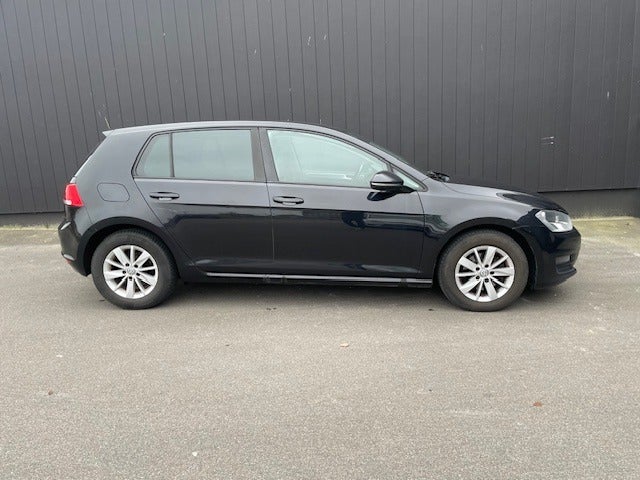 VW Golf VII 1,6 TDi 110 Comfortline DSG BMT 5d