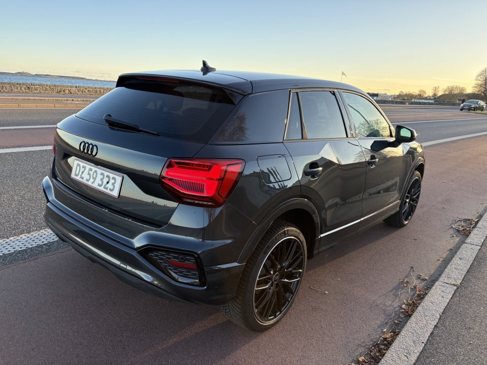 Audi Q2 35 TFSi Prestige S-tr. 5d