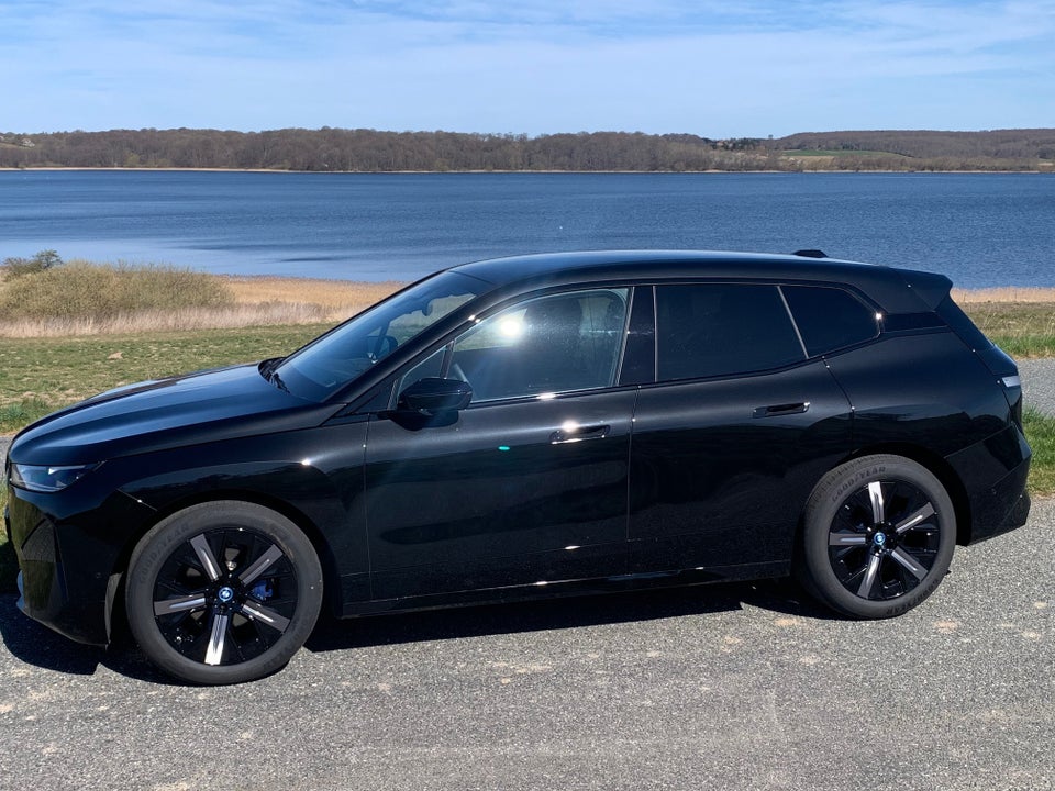 BMW iX xDrive40 5d