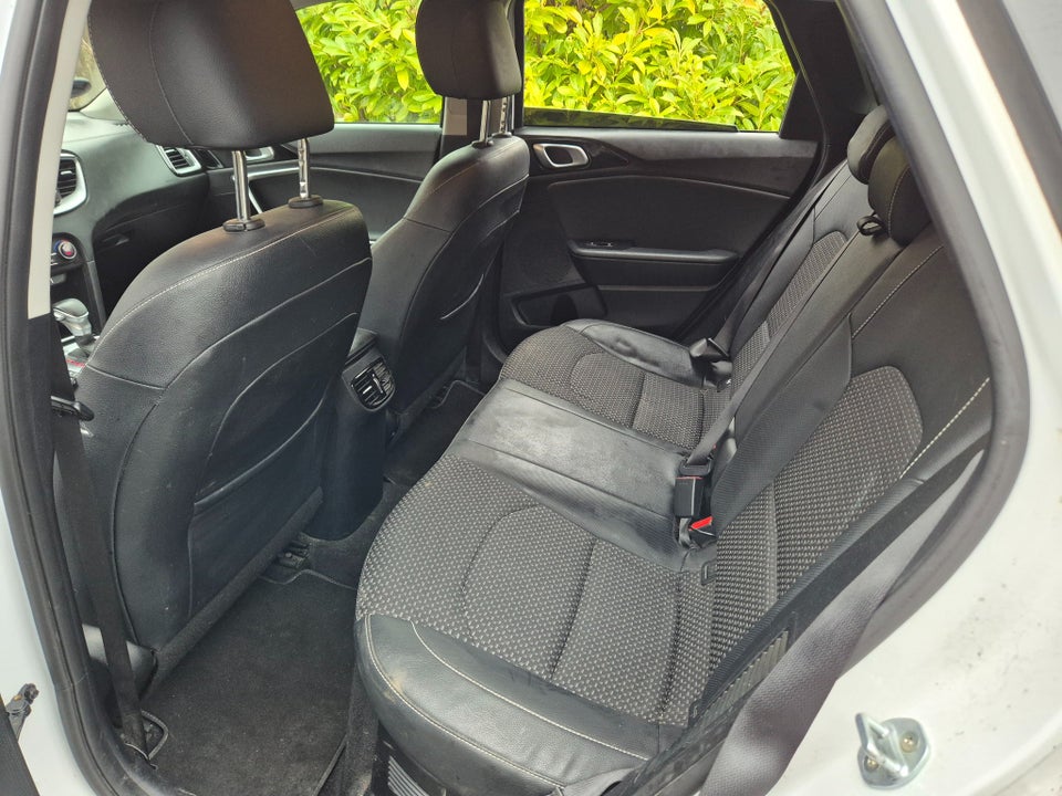 Kia Ceed 1,6 PHEV Upgrade SW DCT 5d