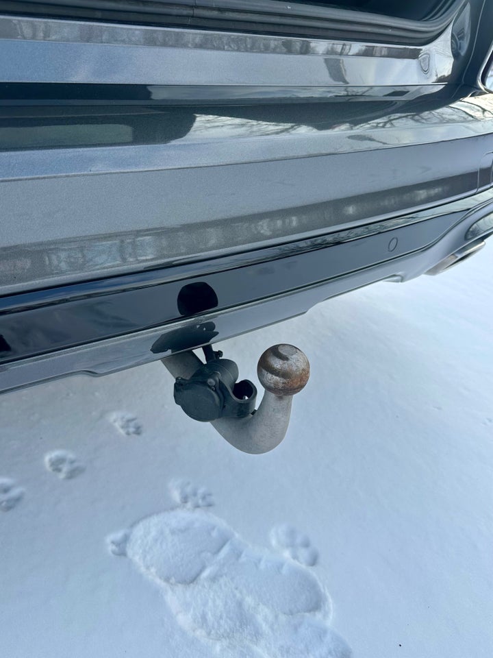 Ford Kuga 2,5 PHEV Vignale CVT 5d