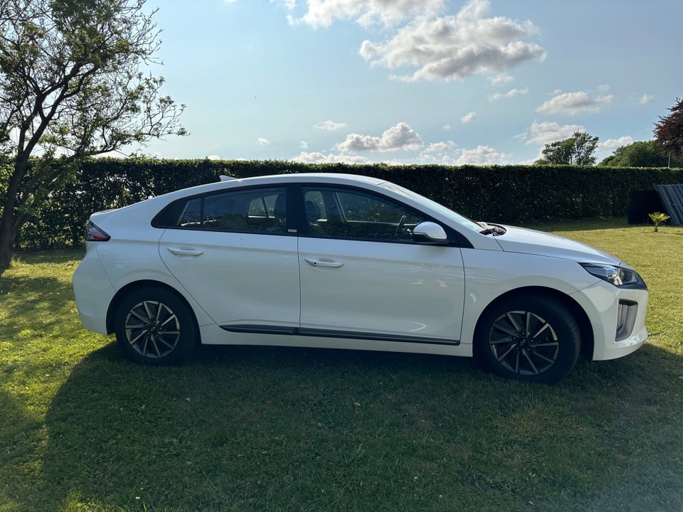 Hyundai Ioniq 40 EV Trend 5d