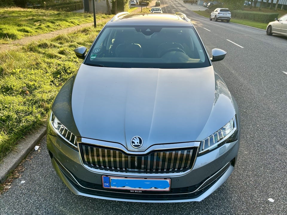 Skoda Superb 1,4 TSi iV Plus Combi DSG 5d