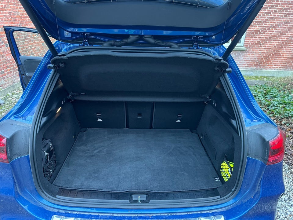 Mercedes EQA250+ AMG Premium 5d