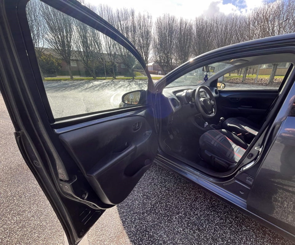 Peugeot 108 1,0 e-VTi 69 Active 5d