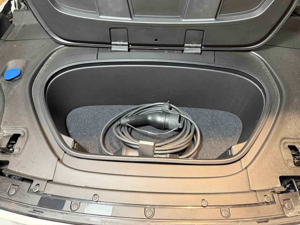 Volvo XC40 P6 ReCharge Pro 5d