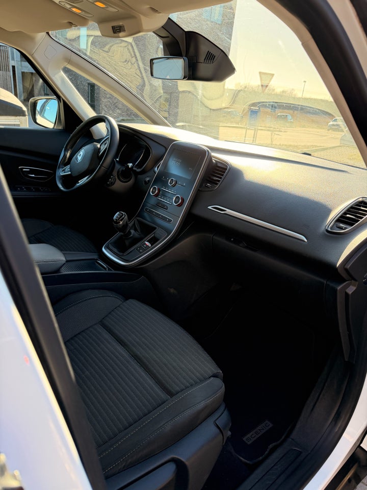 Renault Grand Scenic IV 1,2 TCe 130 Zen 7prs 5d