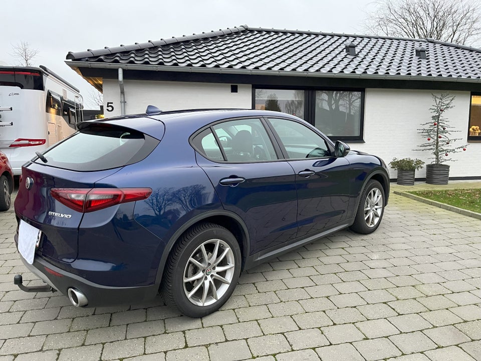 Alfa Romeo Stelvio 2,2 JTD 210 Super aut. Q4 5d