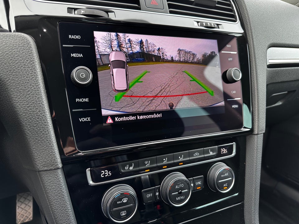 VW Golf VII 1,5 TSi 150 Highline DSG 5d