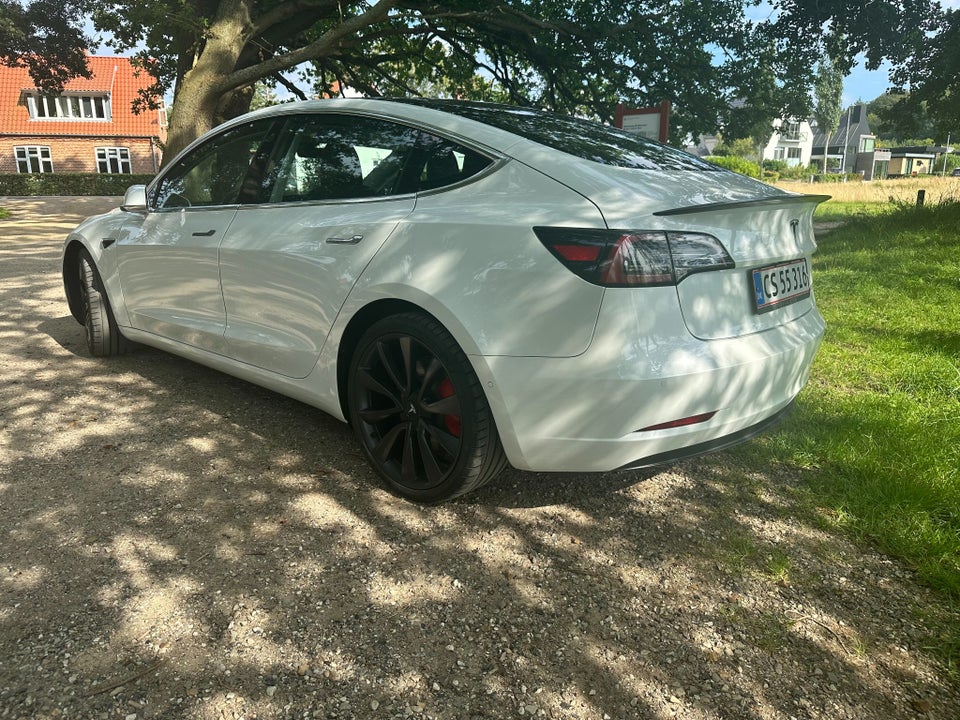 Tesla Model 3 Performance AWD 4d