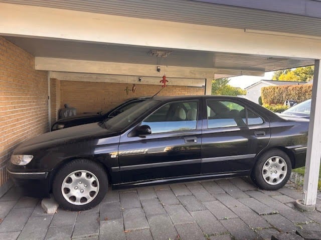 Peugeot 406 1,8 S 4d