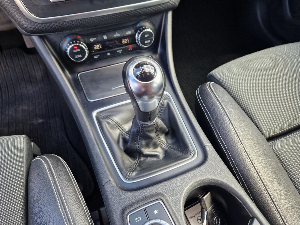 Mercedes A180 d 1,5 AMG Line 5d