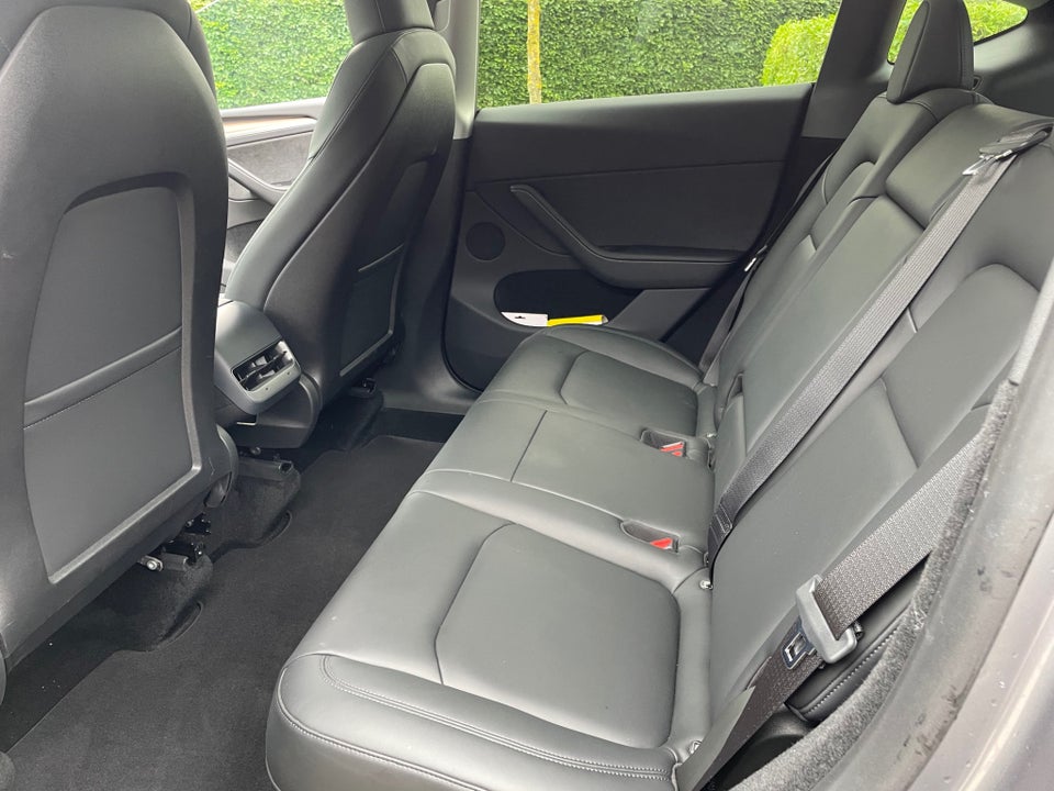 Tesla Model Y Long Range AWD 5d