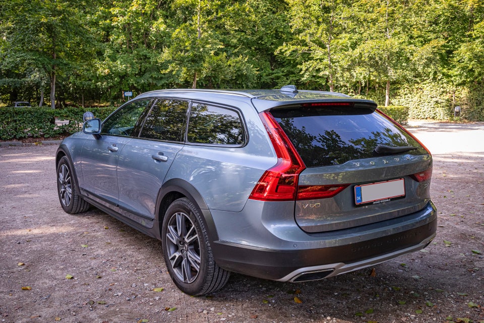 Volvo V90 CC 2,0 D4 190 aut. AWD 5d