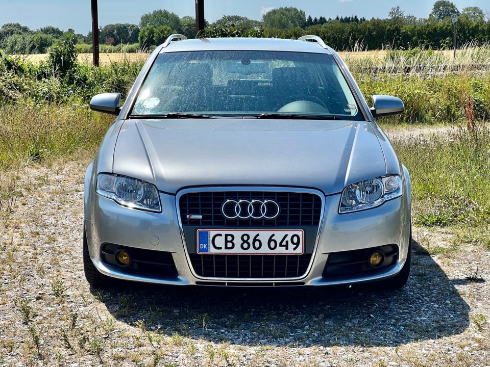 Audi A4 1,8 T 163 S-line Avant 5d