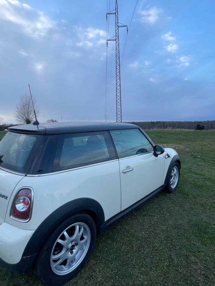 MINI Cooper 1,6 aut. 3d