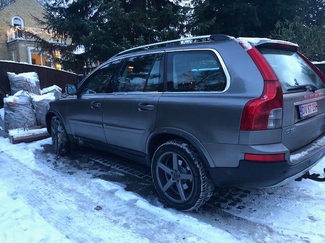 Volvo XC90 2,4 D3 163 Edition aut. 7prs 5d