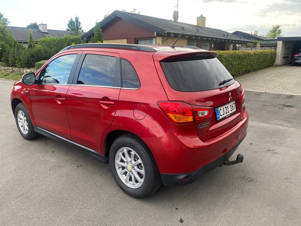 Mitsubishi ASX 1,6 Invite 5d