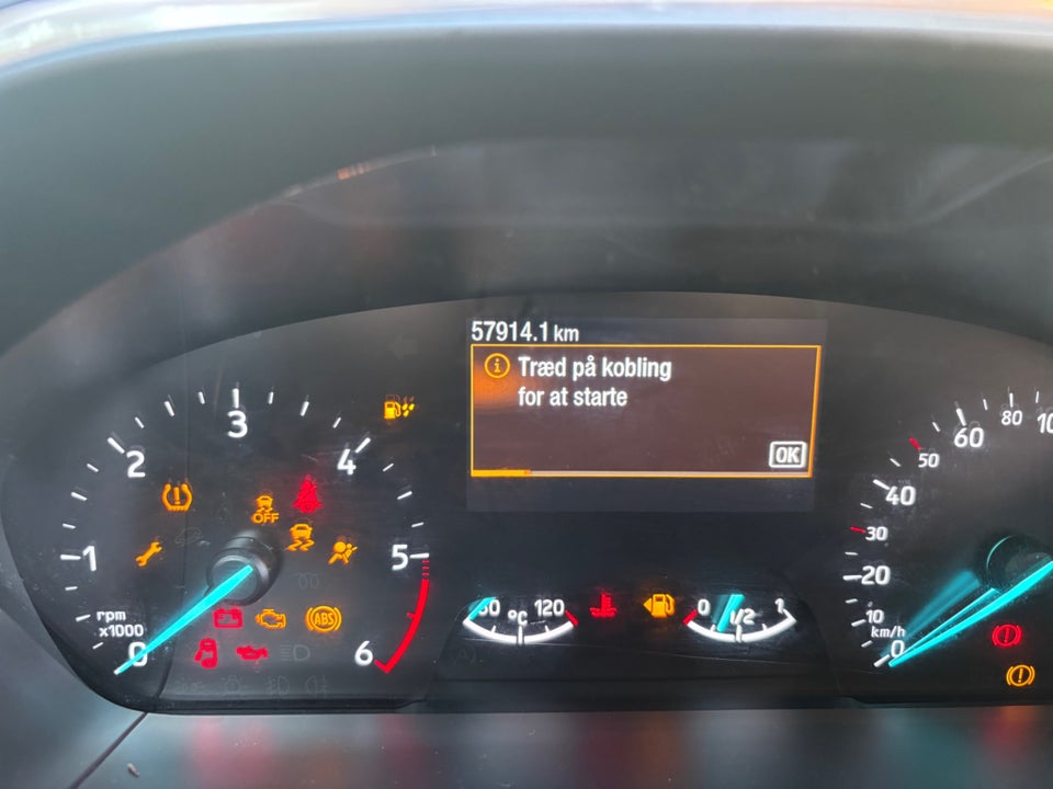 Ford Focus 1,5 EcoBlue Titanium stc. Van 5d