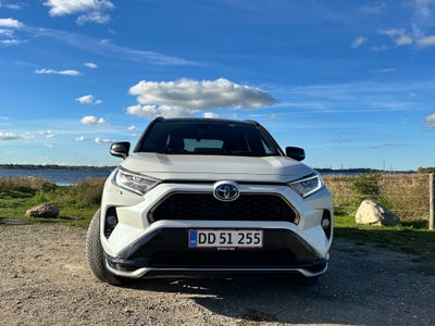 Toyota RAV4 2,5 Plug-in Hybrid H3 Executive AWD-i 5d