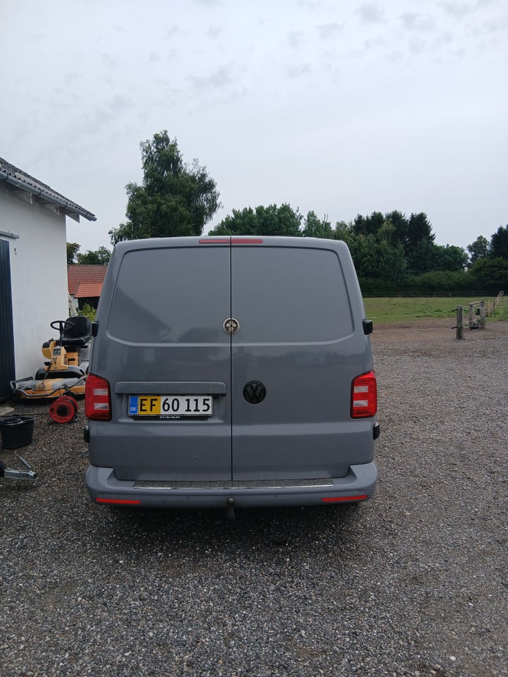 VW Transporter 2,0 TDi 150 Kassevogn DSG lang