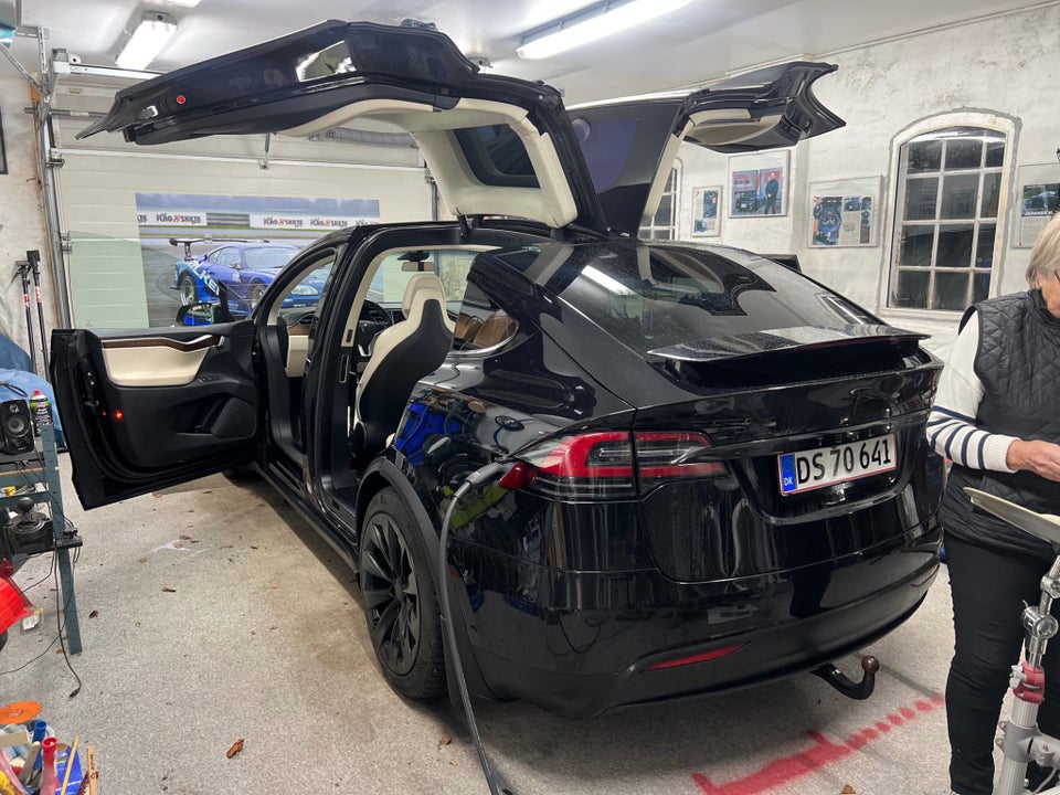 Tesla Model X 100D 5d