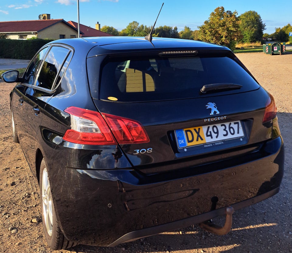 Peugeot 308 1,6 BlueHDi 120 Style Van 5d