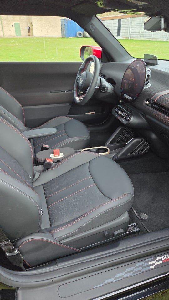 MINI Cooper SE JCW Trim XL 3d