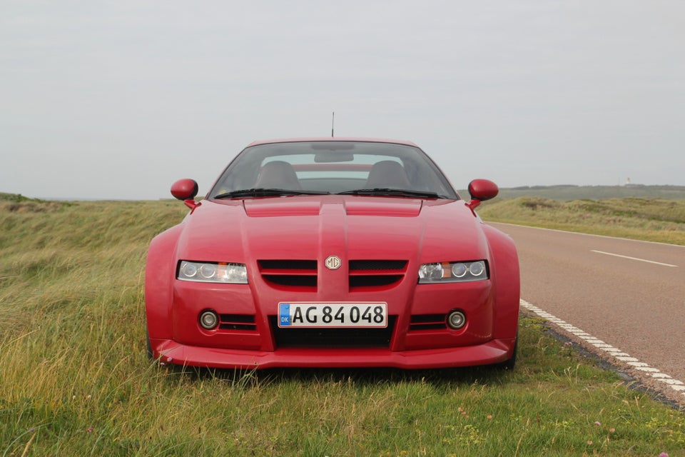 MG SV-R 5,0 V8 Coupé aut. 2d