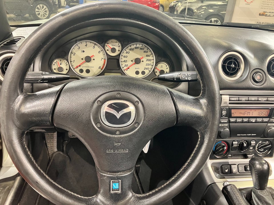 Mazda MX-5 1,8i  2d