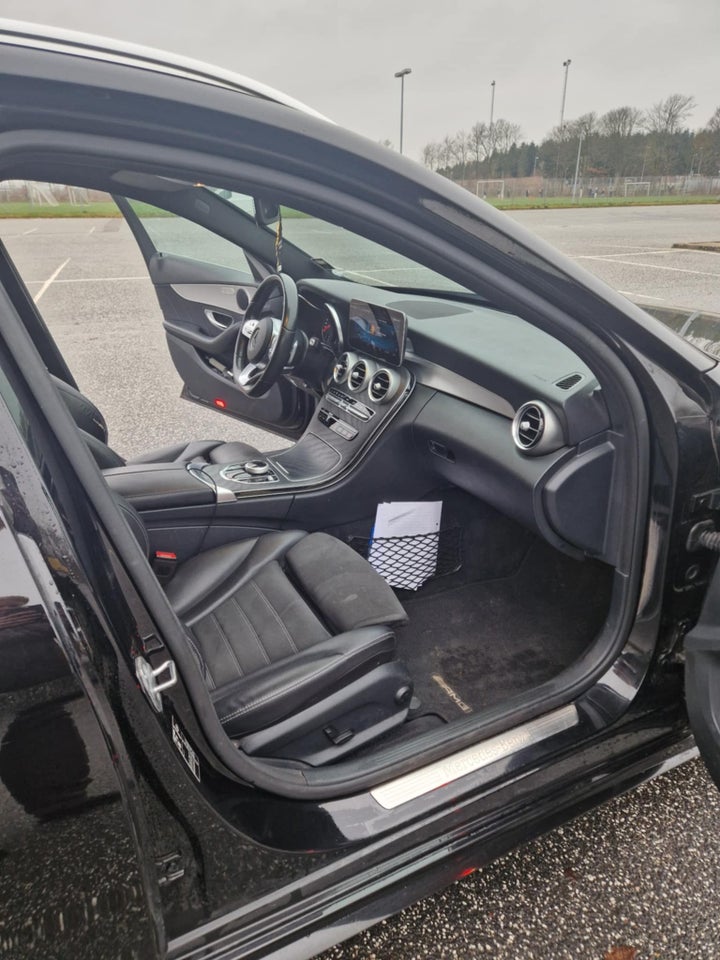 Mercedes C220 d 2,0 AMG Line stc. aut. 5d